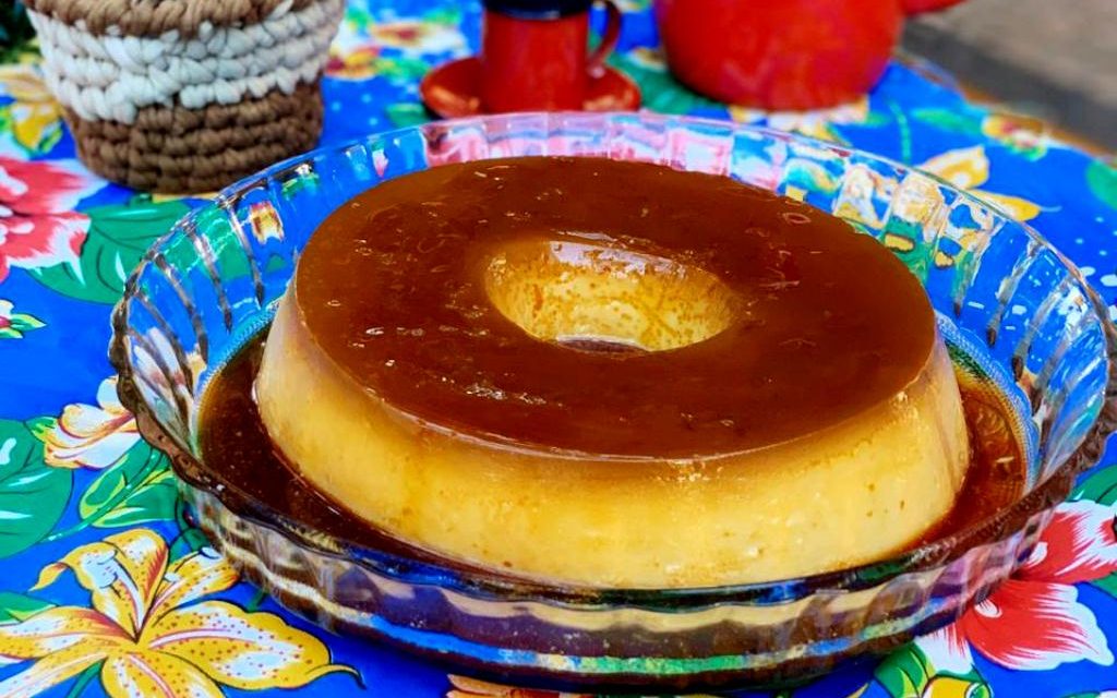 Café e um Chêro abre encomendas do pudim da Dona Alba para o Dia das Mães