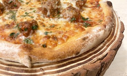 Nova pizza da Grano & Oliva foi elaborada em homenagem a ex-colaborador da casa