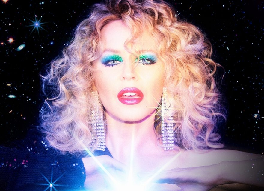 A cantora Kylie Minogue é a homenageada do mês no POPline.space
