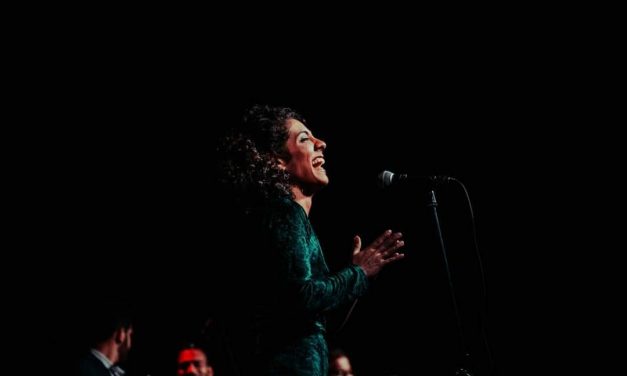 Brasília Samba Jazz recebe o show Ana Canta Elas 