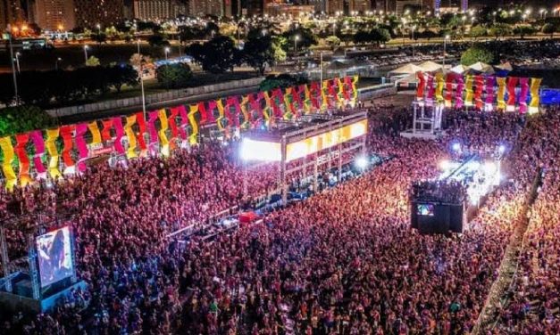 <strong>Festival Micarê Brasília 2024 é neste fim de semana com Bell Marques, Durval Lelys e muito mais&nbsp;</strong>