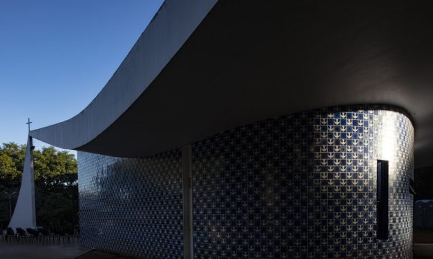 <strong>Exposição fotográfica marca segunda etapa do projeto Brasília VR – Sobrevoo pela Capital em Alto Paraíso de Goiás</strong><br> 