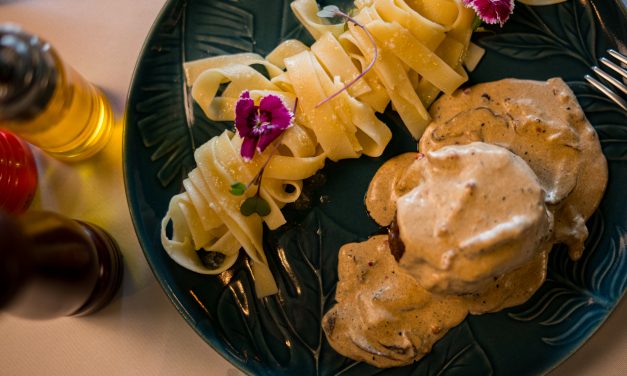 The Queen’s Place Café e restaurante tem novidades
