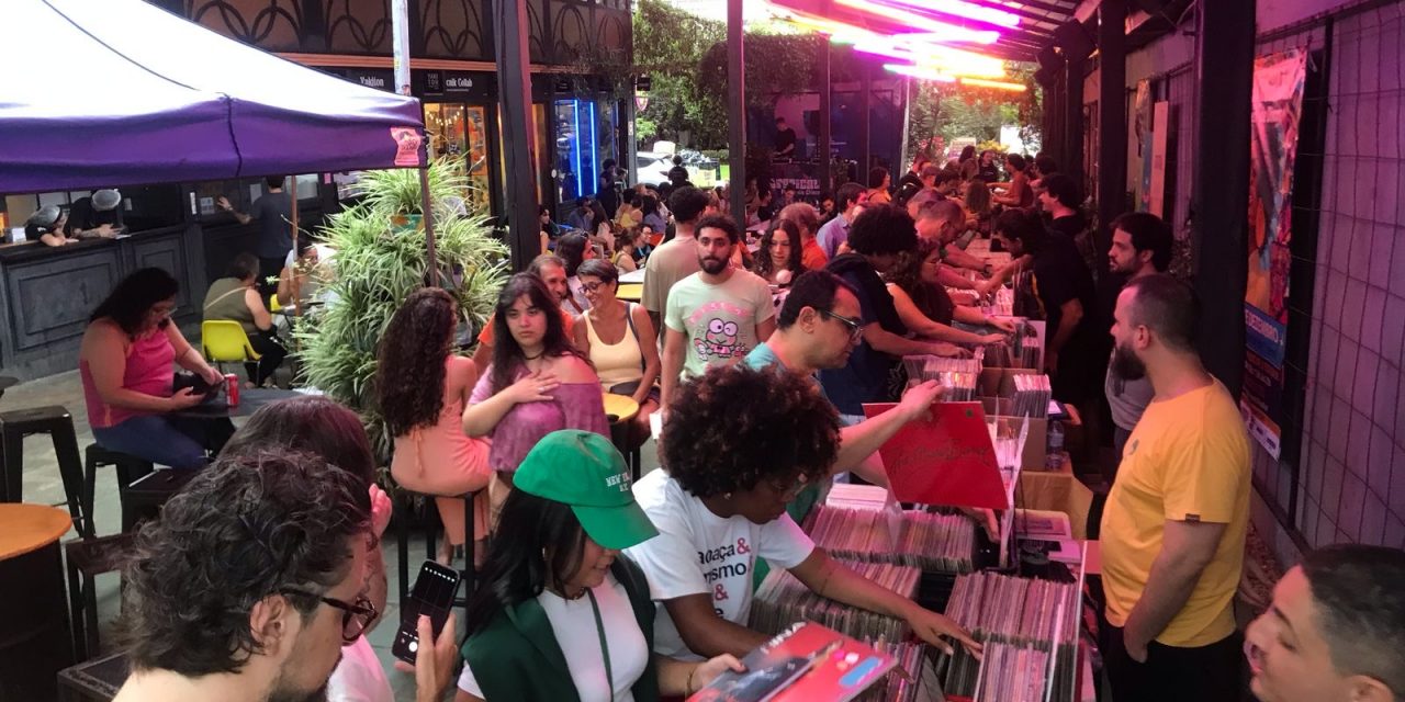 Tropicália Feira de Discos chega à sexta edição