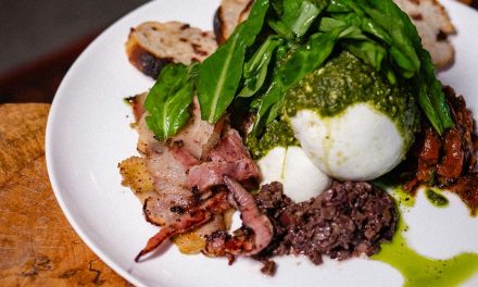 Patinho Feio abre na asa norte e tem menu da culinária brasileira com toques requintados