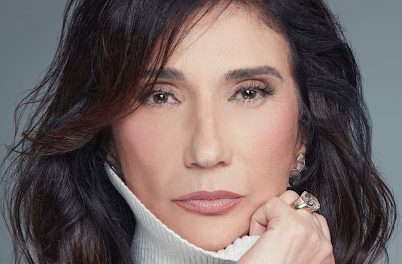 Zizi Possi traz o show de volta ao começo para a Caixa Cultural Brasília nos dias 1°, 2 e 3 de agosto