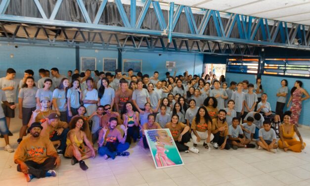 Breaking Down Brasil nas Escolas traz para os alunos do DF, o circuito de danças urbanas relacionadas à cultura hip hop com a intenção de fomentar o segmento 