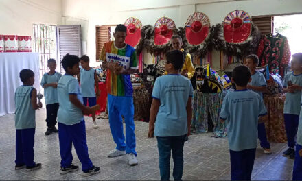 Projeto Memória e Educação leva estudantes de escolas públicas ao Centro de Tradições Populares Boi de Seu Teodoro