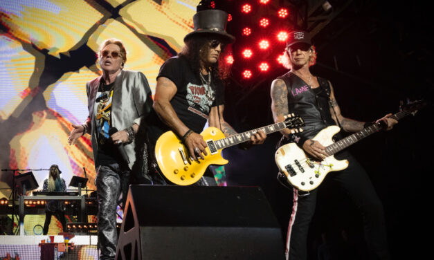 <strong>Guns N’ Roses fecha turnê no Brasil com show histórico na Capital Federal</strong>