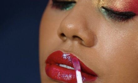 <strong>Avon renova patrocínio ao Afro Fashion Day e reforça compromisso com a inclusão na beleza</strong>