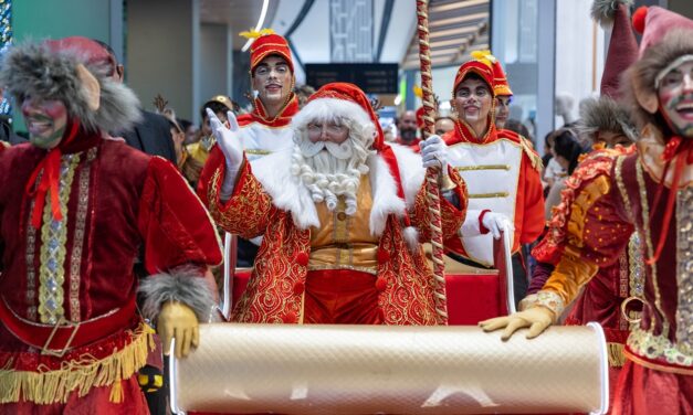 <strong>Manhattan Shopping celebra a magia do Natal com apresentações gratuitas aos domingos</strong>