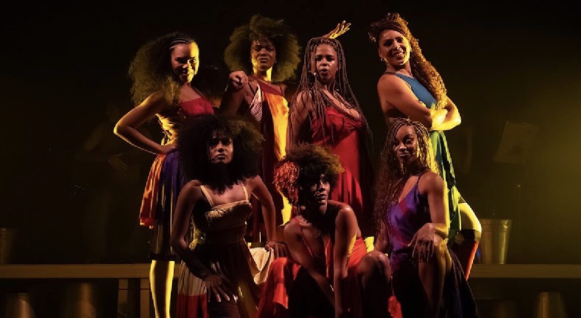 ELZA aclamado musical chega a Brasília para apresentações no Teatro da CAIXA Cultural
