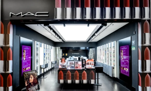 M·A·C Cosmetics reinaugura loja no ParkShopping Brasília com evento especial para consumidores