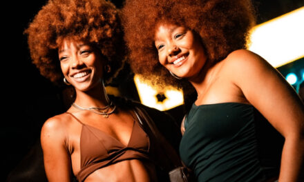 TASHA E TRACIE ENCERRAM DECADE TOUR NA BIROSCA DIA 27 DE JUNHO