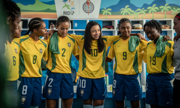 Estrelado por Alice Carvalho e dirigido por Andrucha Waddington, Marta inicia as filmagens no Brasil e divulga nova foto