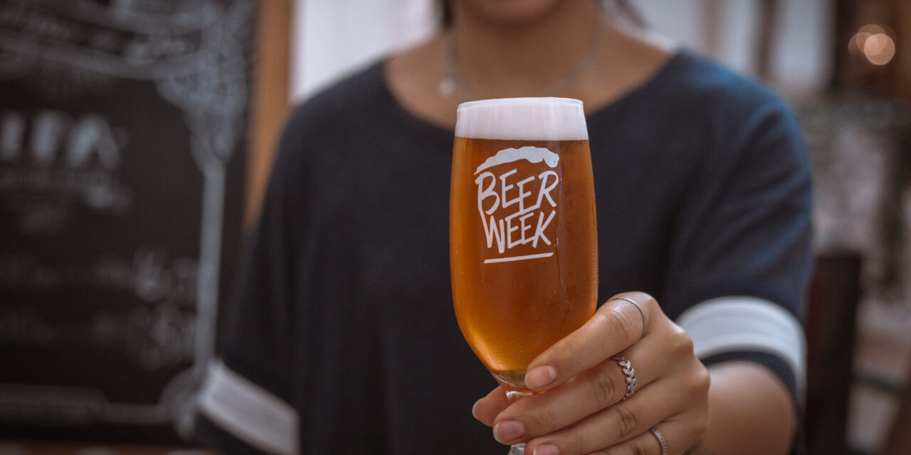 Beer Week celebra 10 anos com cervejas artesanais, gastronomia e música ao vivo no Terraço Shopping